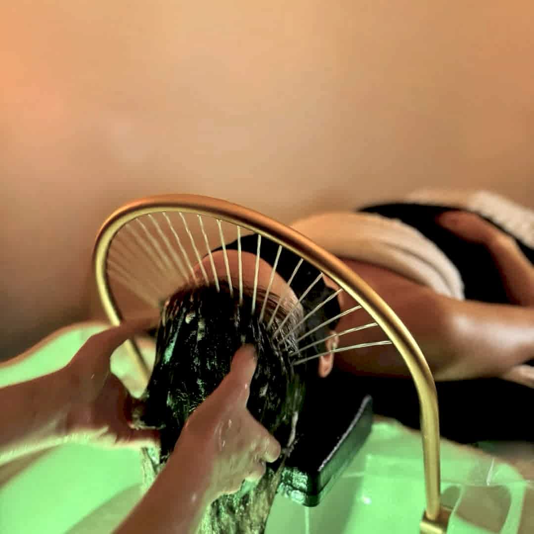 Holistic Scalp Therapy
